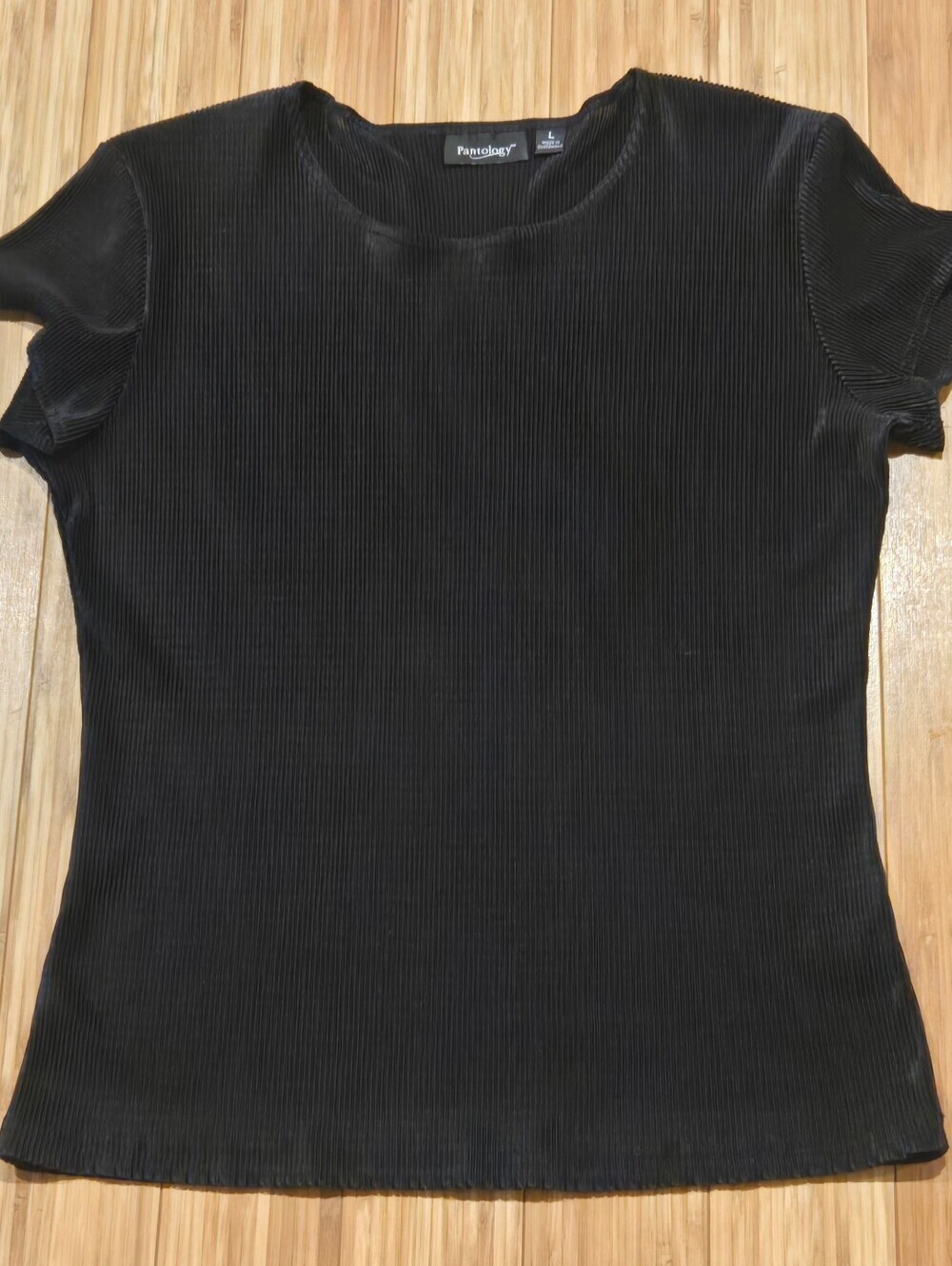 Pantology Black Ribbed Short-Sleeve Women's Top
